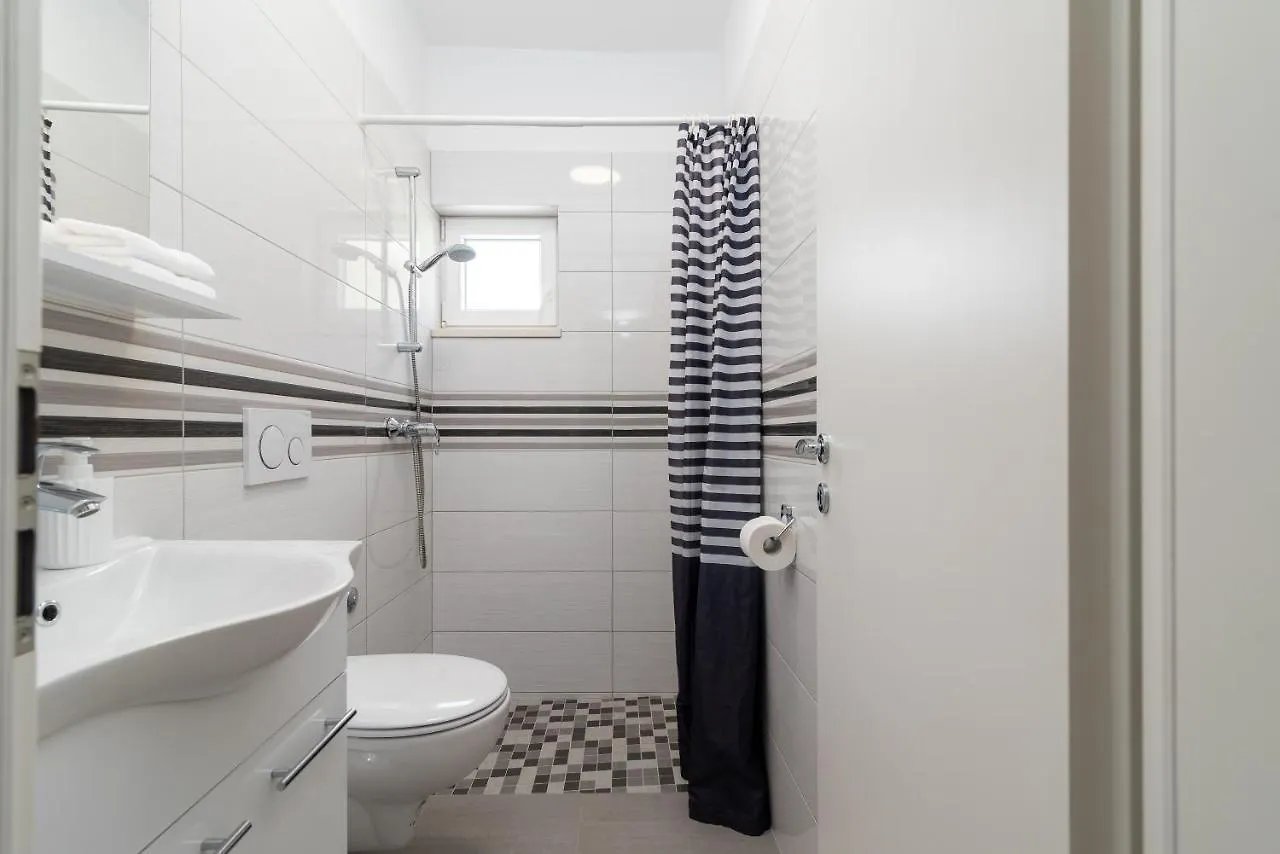 Apartments Bozan Trogir Kroatien